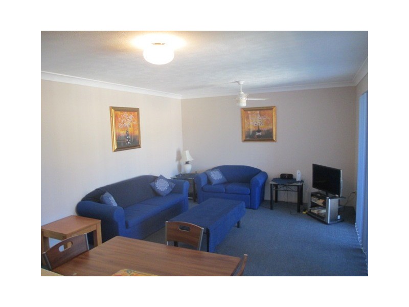 103-105 Frank Street, Labrador QLD 4215