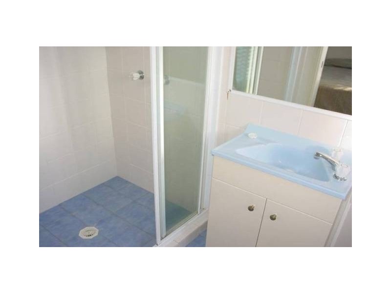 103-105 Frank Street, Labrador QLD 4215