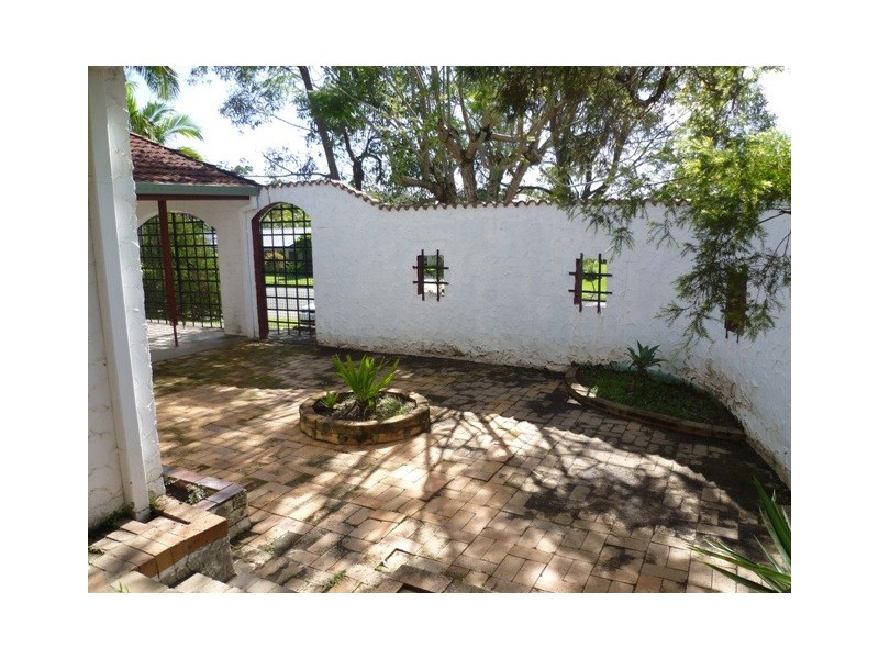 Ashmore QLD 4214