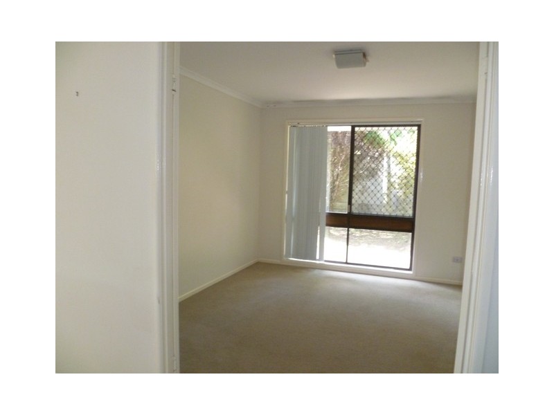 Ashmore QLD 4214
