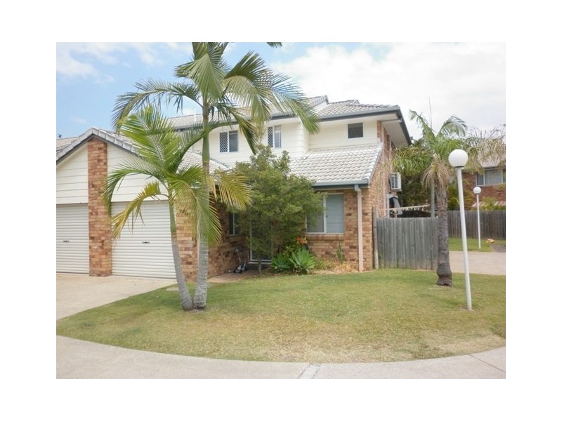20 Huth Street, Labrador QLD 4215