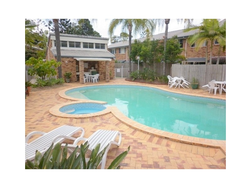 20 Huth Street, Labrador QLD 4215