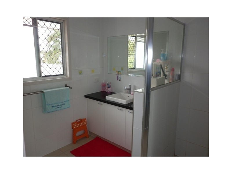 20 Huth Street, Labrador QLD 4215