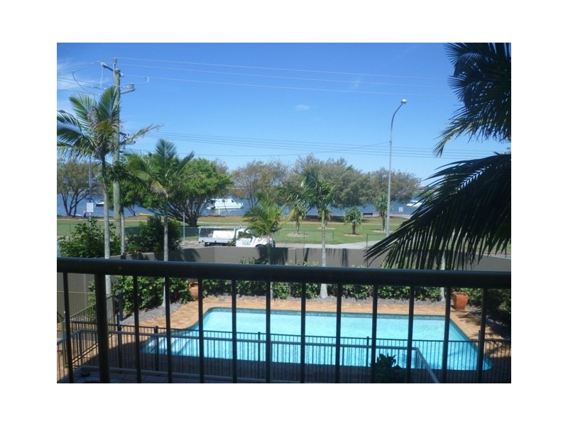 Labrador QLD 4215