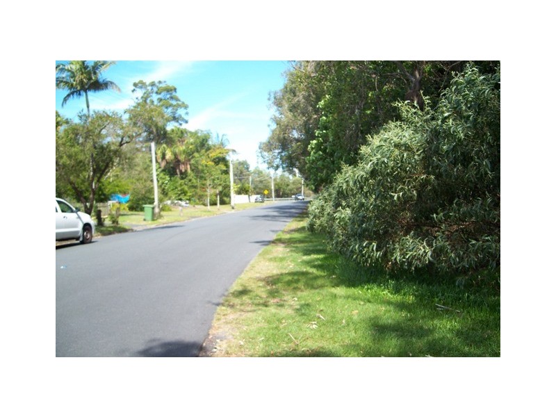 11 Baratta Street, Southport QLD 4215