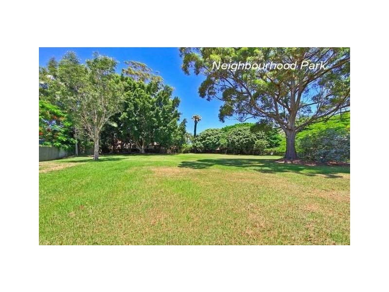 11 Baratta Street, Southport QLD 4215