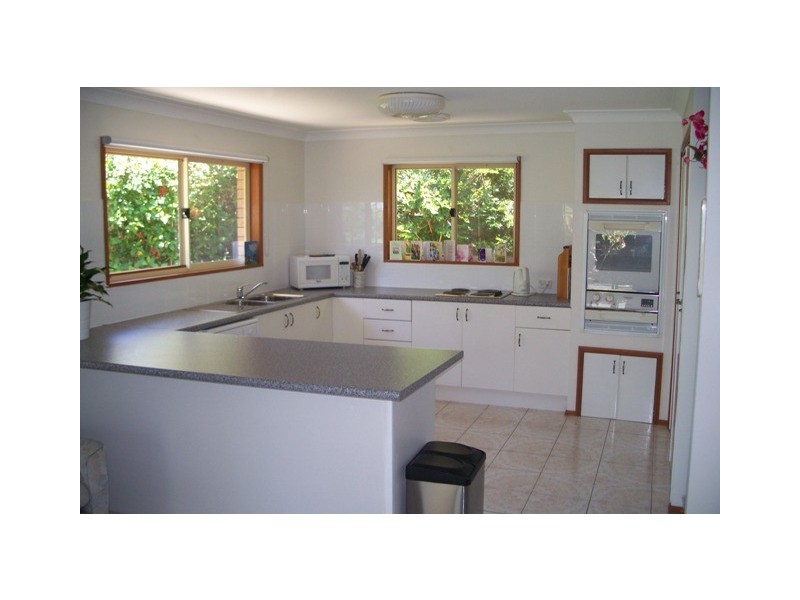 14 Balwyn Court, Arundel QLD 4214