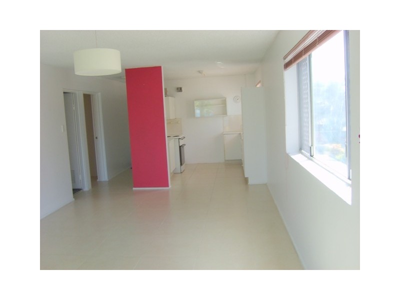 19/224 Marine Parade, Labrador QLD 4215