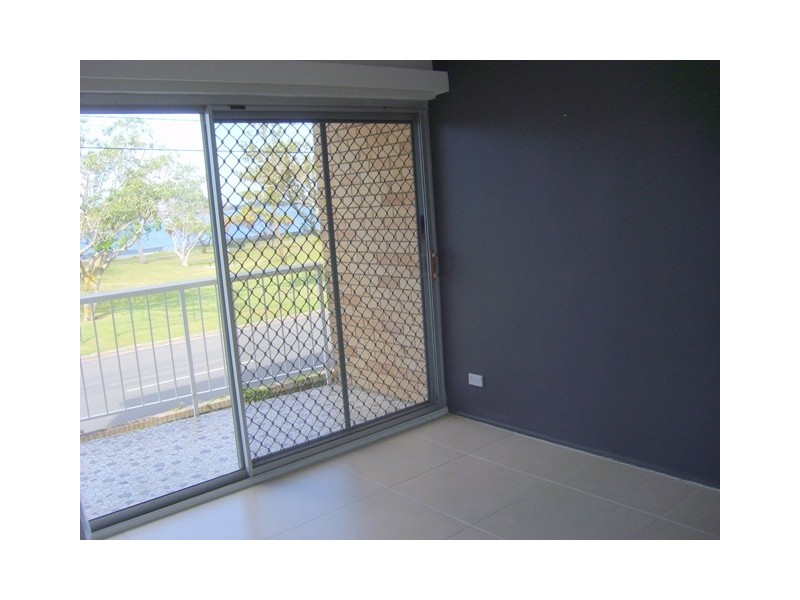 19/224 Marine Parade, Labrador QLD 4215