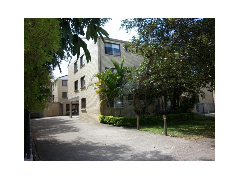 12/25 Ahern Street, Labrador QLD 4215
