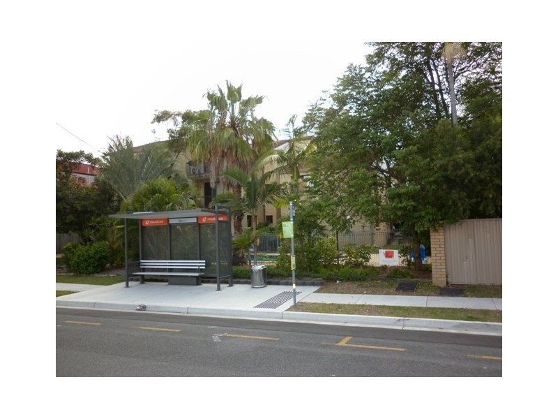 12/25 Ahern Street, Labrador QLD 4215