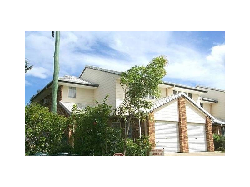 Labrador QLD 4215