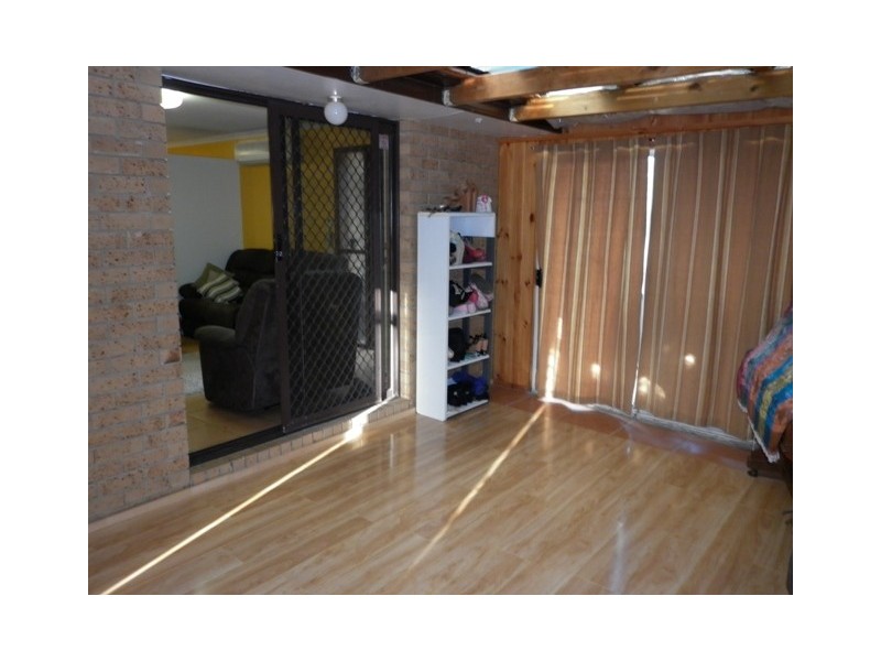 10 Senate Street, Labrador QLD 4215