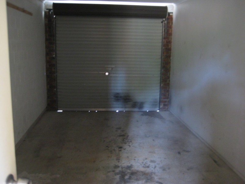 9/11 Hoya Court, Labrador QLD 4215