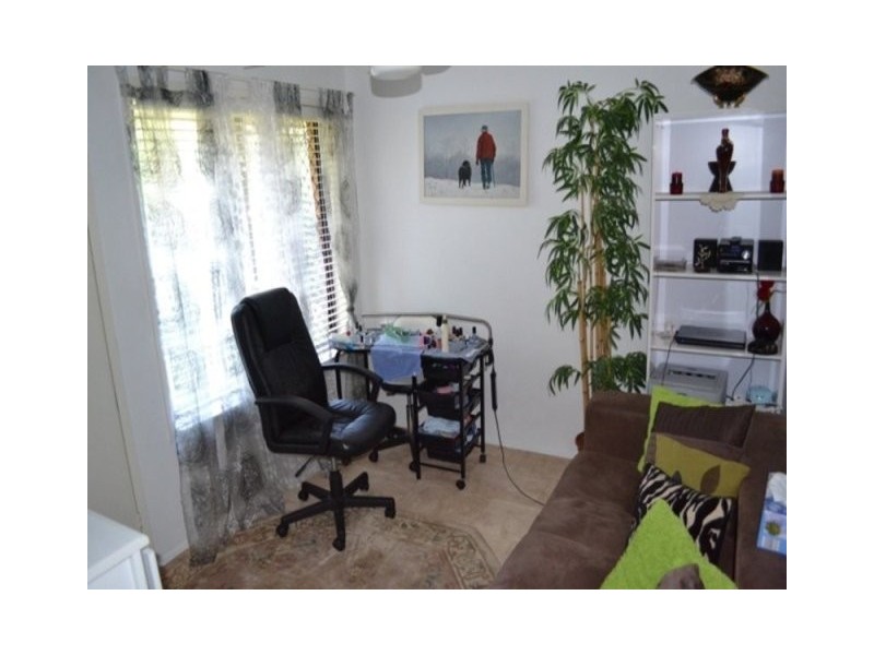 8/11 Hoya Court, Labrador QLD 4215