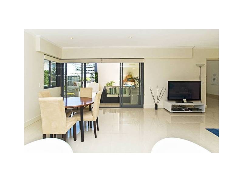 508 Marine Parade, Biggera Waters QLD 4216