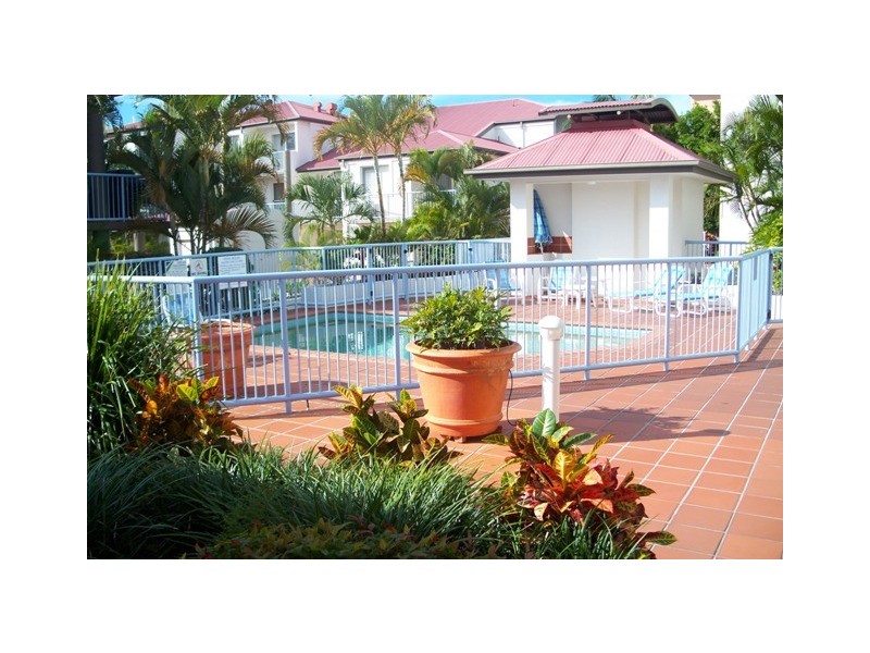 18 Lloyd Street, Southport QLD 4215