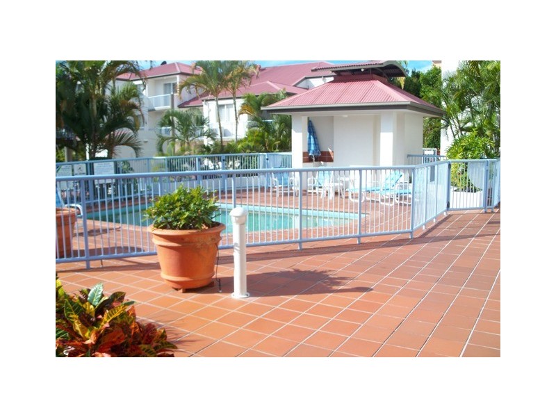 18 Lloyd Street, Southport QLD 4215