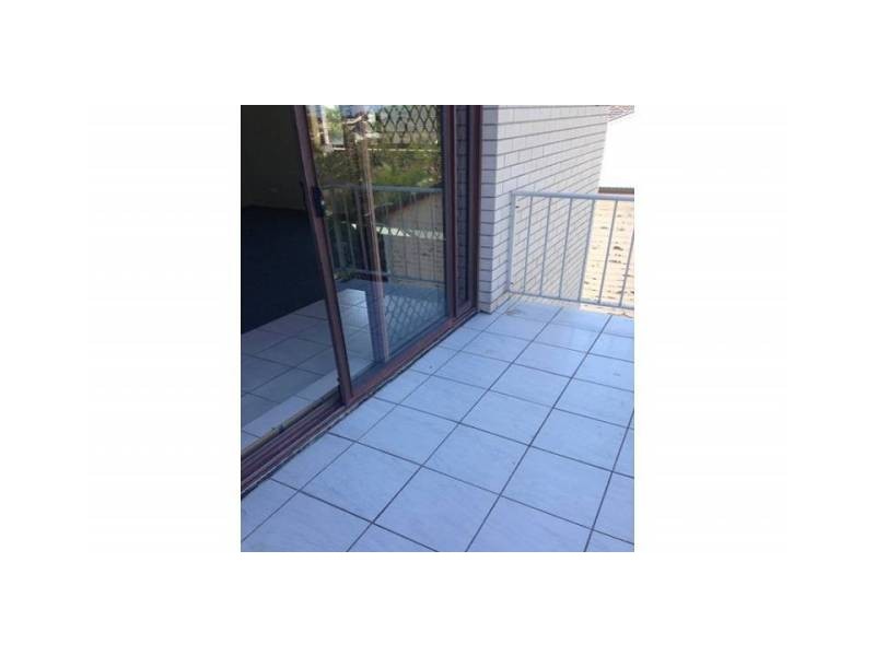 14 Norman Street, Southport QLD 4215