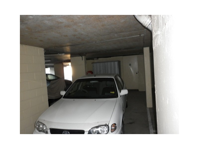 29 Oak Avenue, Surfers Paradise QLD 4217