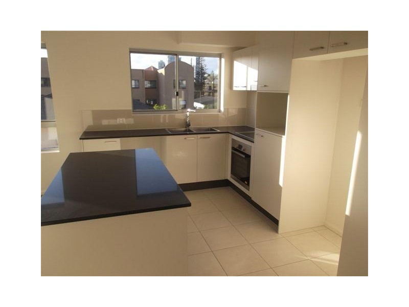 77 Brighton Street, Biggera Waters QLD 4216