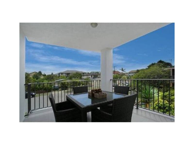 77 Brighton Street, Biggera Waters QLD 4216