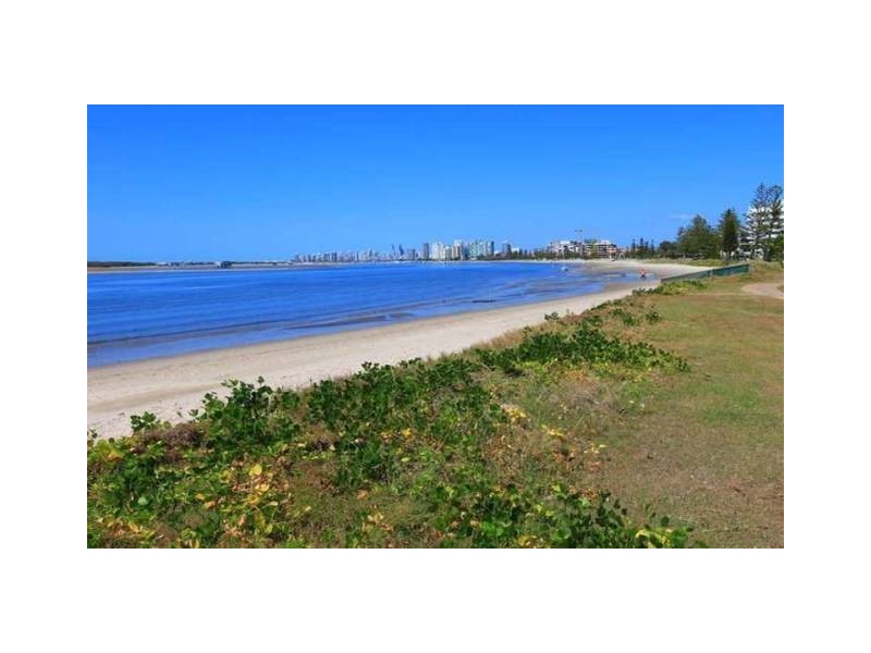 548 Marine Parade, Biggera Waters QLD 4216
