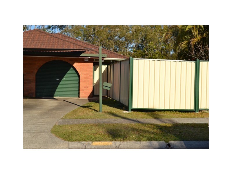 72 Botanical Drive, Labrador QLD 4215