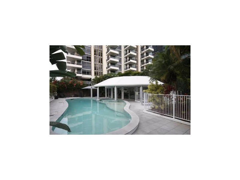 19 Riverview Parade, Surfers Paradise QLD 4217