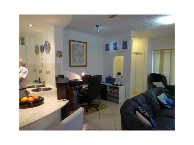 4/28 Parker Street, Labrador QLD 4215