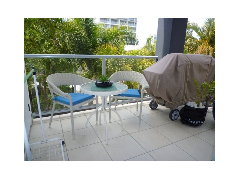 4/28 Parker Street, Labrador QLD 4215