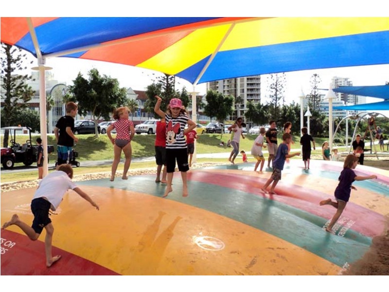 24 Little Norman Street, Southport QLD 4215