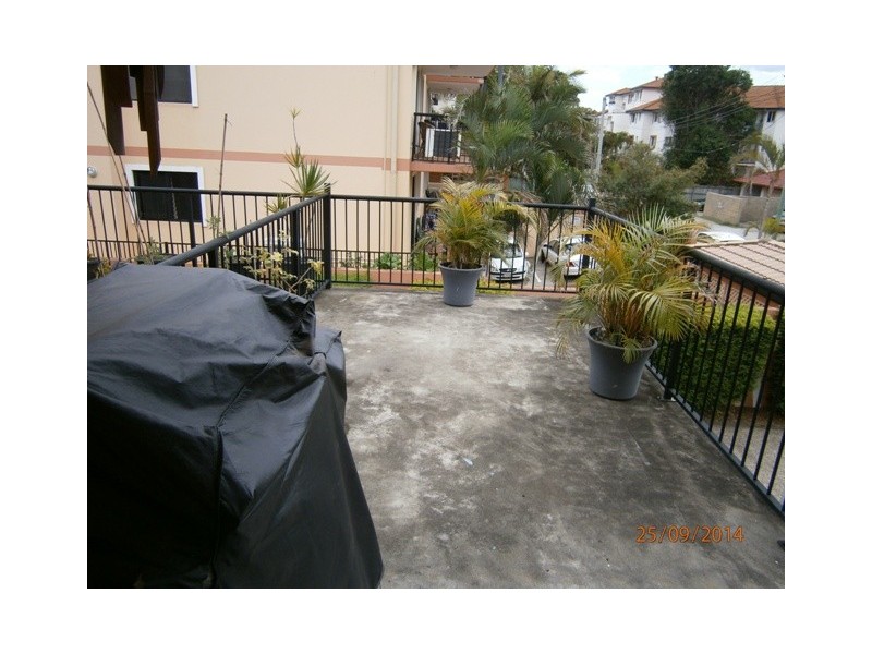 24 Little Norman Street, Southport QLD 4215