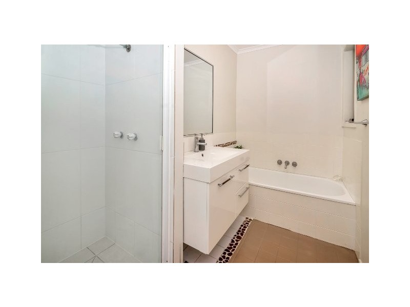 1/92 Botanical Drive, Labrador QLD 4215