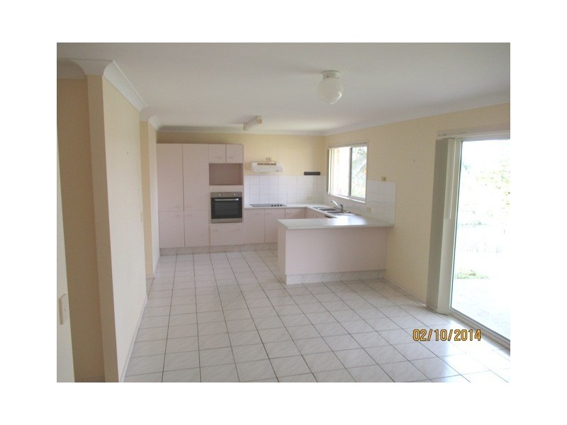 25 Zoeller Drive, Parkwood QLD 4214