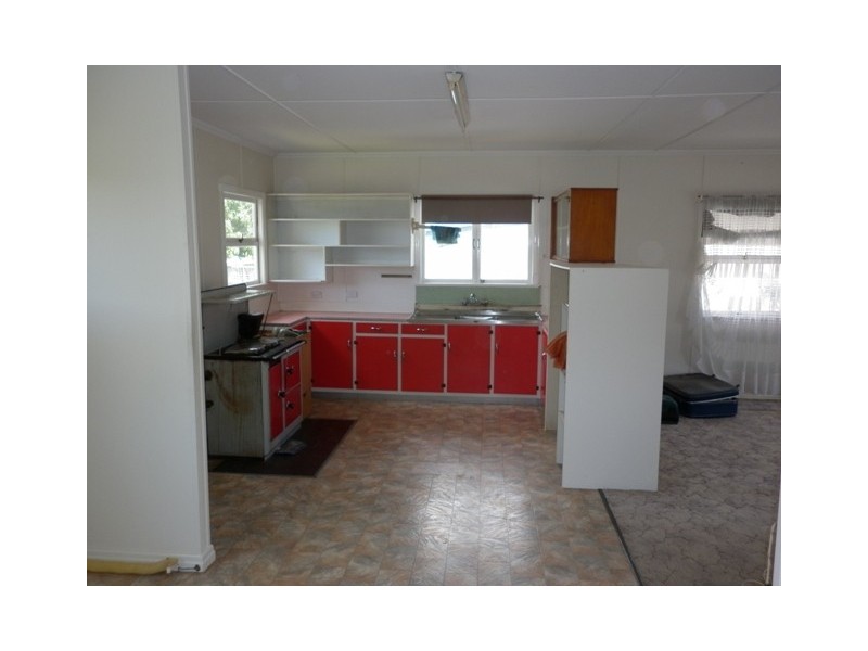 12 Horder Avenue, Labrador QLD 4215
