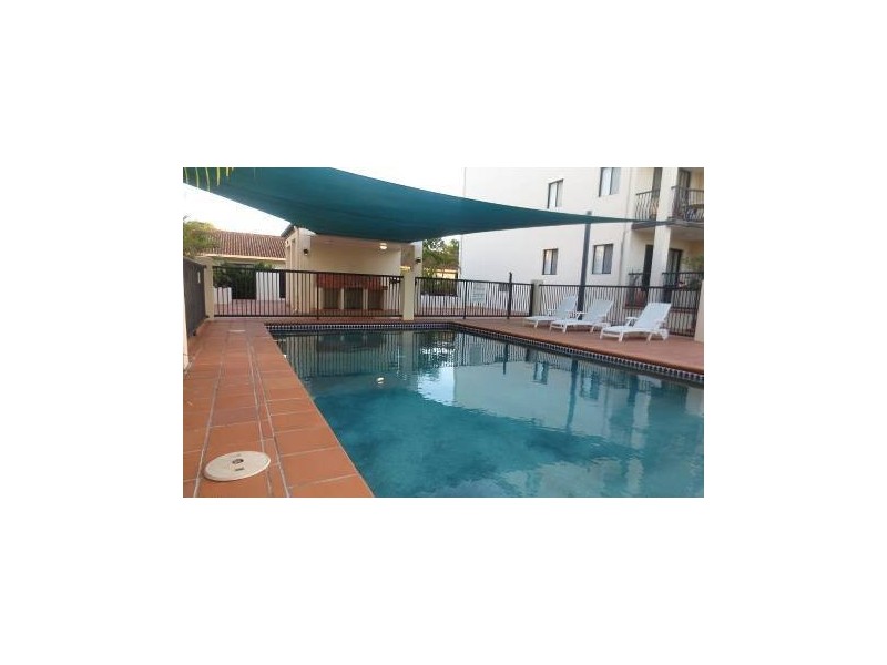 32/217 Scarborough Street, Southport QLD 4215