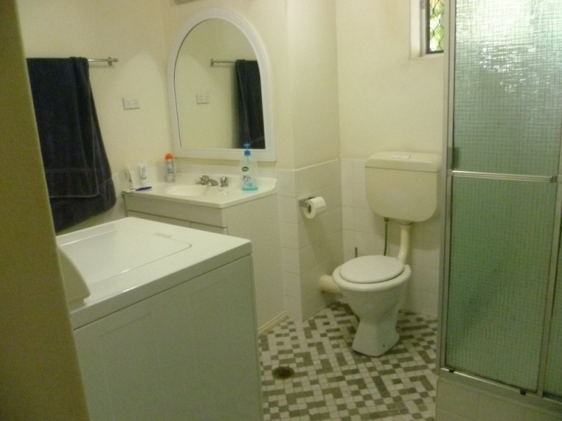 4/224 Marine Parade, Labrador QLD 4215