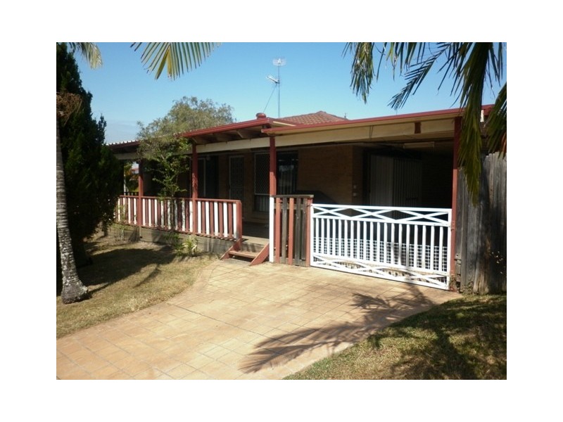 9 Senate Street, Labrador QLD 4215