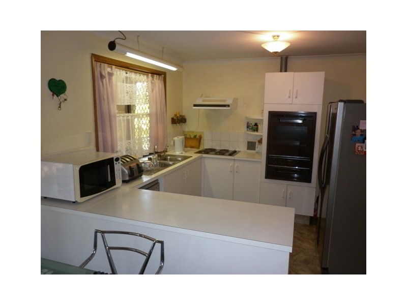 9 Senate Street, Labrador QLD 4215