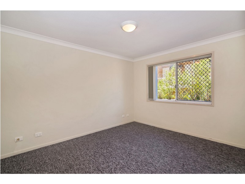111 Frank Street, Labrador QLD 4215