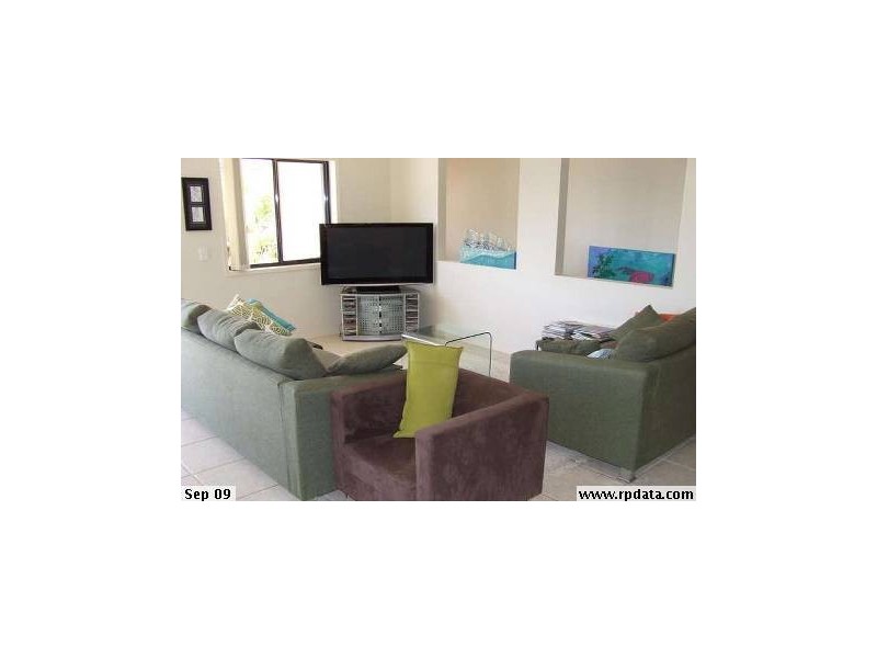 1/62 Imperial Parade, Labrador QLD 4215