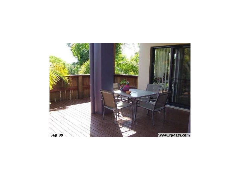 1/62 Imperial Parade, Labrador QLD 4215