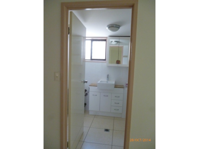 20 Bright Avenue, Labrador QLD 4215