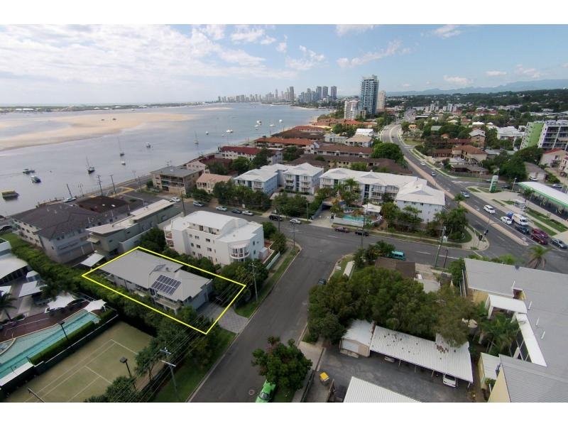 Labrador QLD 4215