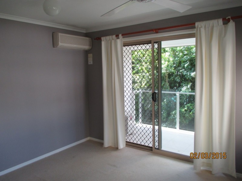 Labrador QLD 4215