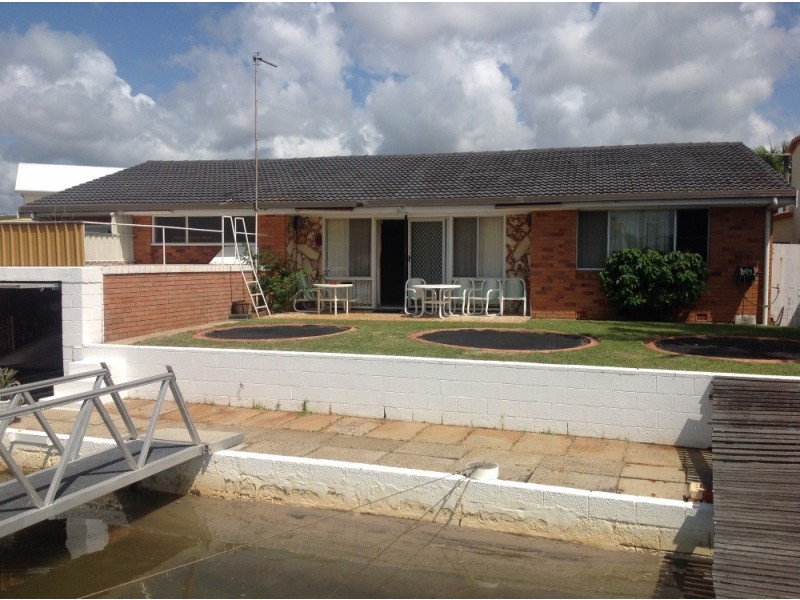 46 Vaggelas Crescent, Biggera Waters QLD 4216