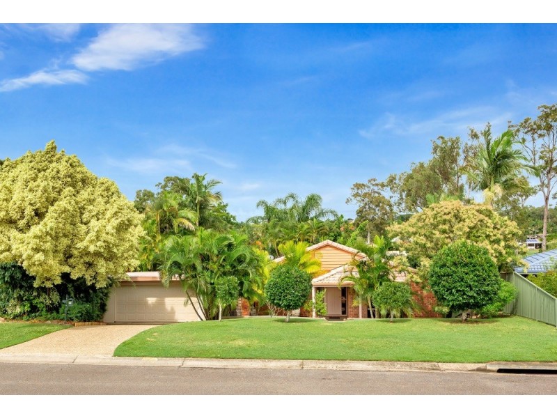 4 Von Nida Street, Parkwood QLD 4214