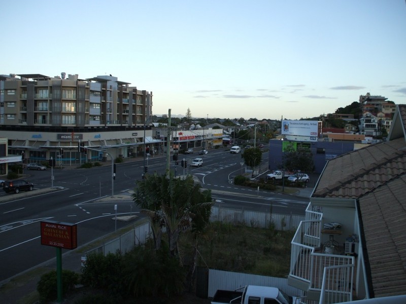 408/2007 Gold Coast Highway, Miami QLD 4220