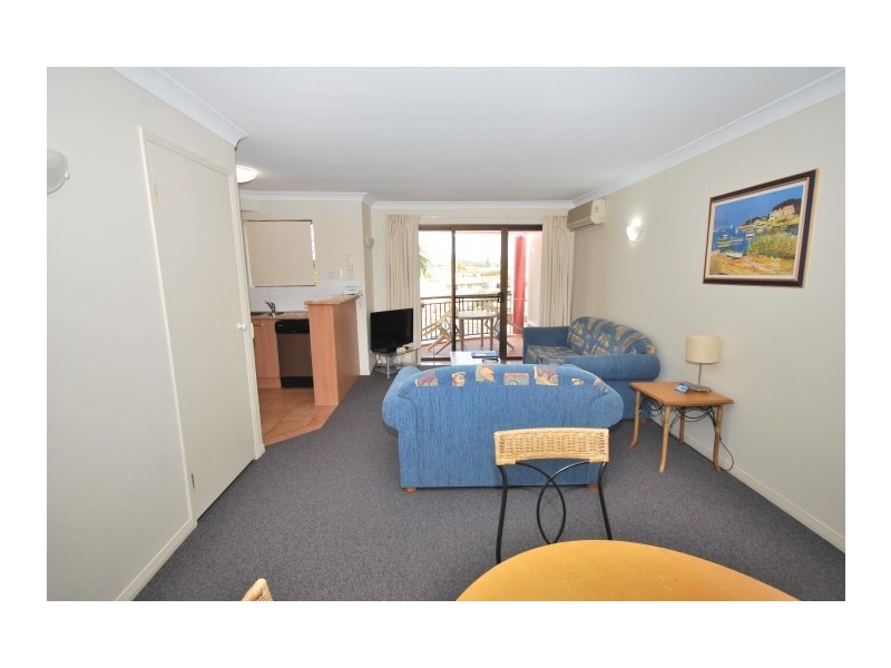 25/5 Fourth Avenue, Burleigh Heads QLD 4220